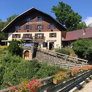Bar Restaurant Le Margeriaz Hotel