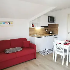 2 Pers Avec Acces Piscine Et Sauna Appartement